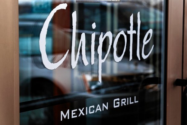 Chipotle Mexican Grill Offers Free Burrito “Raincheck”